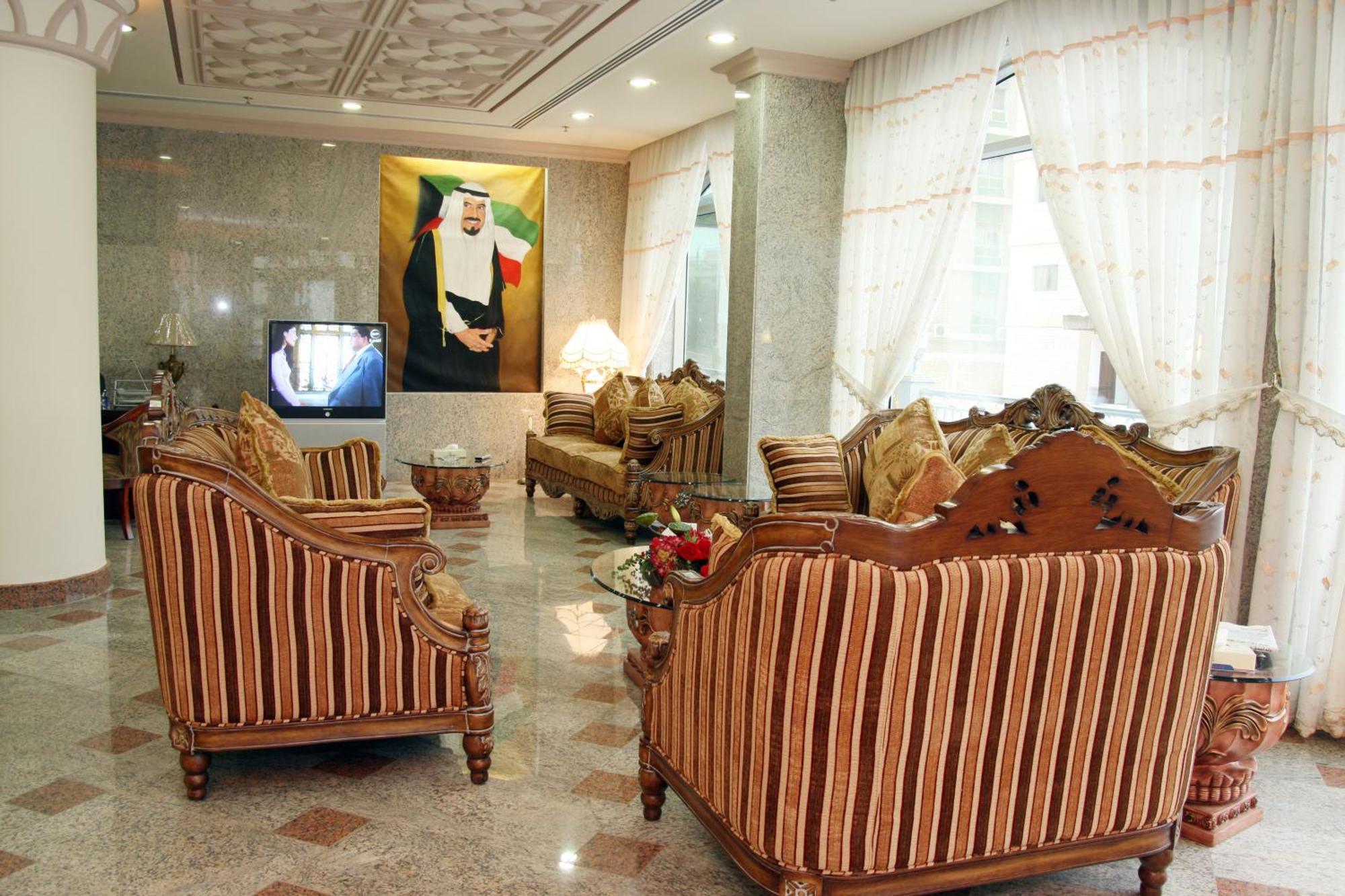 Sara Plaza (Adults Only) Aparthotel Kuwait City Bagian luar foto