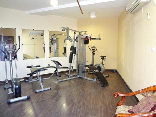 Sara Plaza (Adults Only) Aparthotel Kuwait City Bagian luar foto